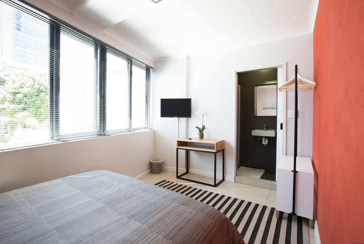 Hotel Sea Point 2*